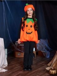Kostium na Halloween - pomarańczowy. Brązowe stroje jednoczęściowe damskie Sinsay, bez wzorów. Za 29.99 zł.