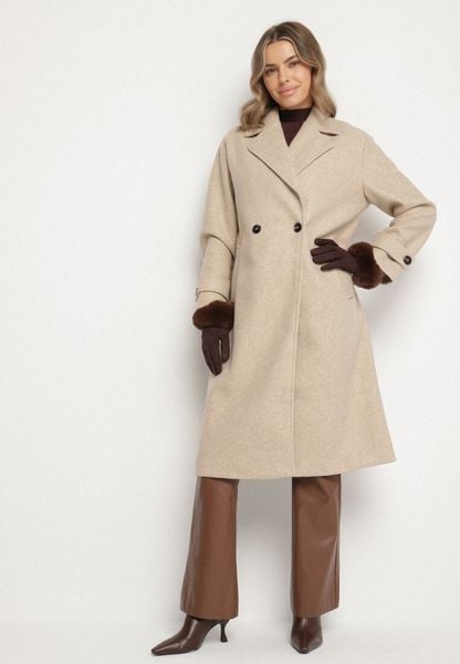 Beżowy Dwurzędowy Płaszcz Oversize z Wełny i Wiskozy w Eleganckim Stylu Tiliavia. Brązowe płaszcze damskie Born2be, m, z aplikacjami, z dzianiny, eleganckie. Za 269.99 zł.