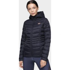 Kurtka puchowa damska KUDP301 - granat. Brązowe kurtki damskie 4f, bez wzorów, z puchu, bez kaptura. Za 249.99 zł.