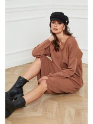 So Cachemire Sukienka dzianinowa "Palerme" w kolorze karmelowym rozmiar: L. Brązowe sukienki damskie So Cachemire, l, bez wzorów, z dzianiny, bez kołnierzyka, bez ramiączek, midi. Za 217.95 zł.