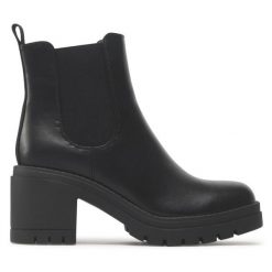 Botki Jenny Fairy. Czarne botki damskie Jenny Fairy, bez obcasa, na słupku, bez zapięcia. Za 95.98 zł.