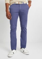 Spodnie chinosy ze stretchem, Regular Fit Straight, z paskiem. Zielone spodnie materiałowe męskie bonprix, bez wzorów. Za 129.99 zł.