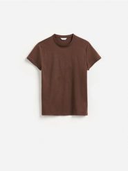 Bawełniany t-shirt slim fit - brązowy. Brązowe t-shirty męskie Reserved, l, bez wzorów, z bawełny, bez kołnierzyka. Za 69.99 zł.
