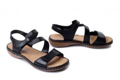 RIEKER 659C7-00 black, sandały damskie. Czarne sandały damskie Rieker, bez wzorów, bez obcasa. Za 255.92 zł.