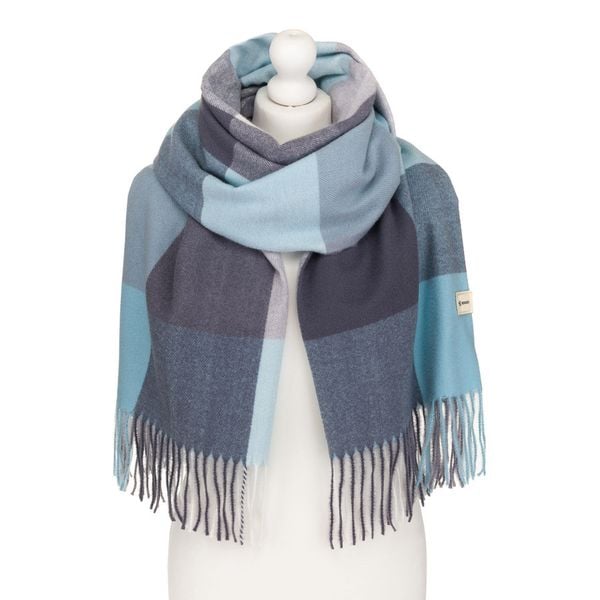 Dwustronny, niebieski szal damski z poliestru ozdobiony frędzlami - Rovicky. Niebieskie szaliki i kominy damskie ROVICKY, na zimę, bez wzorów. Za 45.00 zł.