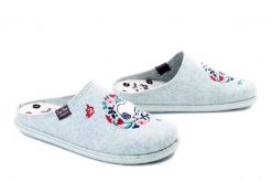 Toni Pons SNOOPY aqua, klapki damskie. Zielone klapki damskie Toni Pons, bez wzorów, bez obcasa. Za 195.42 zł.