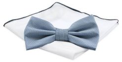 Mucha CHATTIER z Białą Poszetką - Jasnoniebieska, Drobny Groszek. Niebieskie krawaty i muchy męskie Chattier, bez wzorów, z poliesteru, eleganckie. Za 59.00 zł.