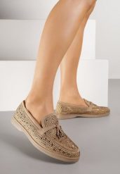 Ciemnobeżowe Mokasyny Ozdobione Cyrkoniami i Aplikacjami Isirsyss. Brązowe mokasyny damskie Born2be, z jeansu. Za 99.99 zł.