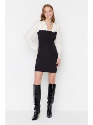 Trendyol Sukienka w kolorze biało-czarnym rozmiar: 42. Białe sukienki damskie Trendyol, bez wzorów, bez kołnierzyka, bez ramiączek, mini. Za 86.99 zł.