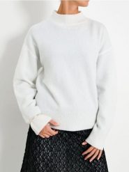 Sweter z długim rękawem - biały. Białe swetry klasyczne damskie Sinsay, l, bez kołnierzyka. Za 59.99 zł.