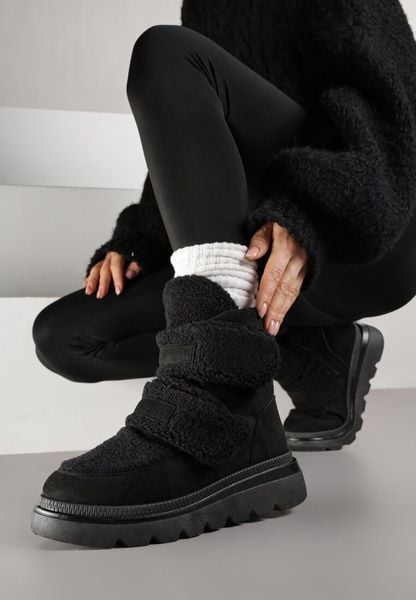 Czarne Botki Typu Śniegowce na Platformie z Dwoma Ozdobnymi Rzepami Edarlia. Czarne śniegowce damskie Renee, z jeansu. Za 129.99 zł.