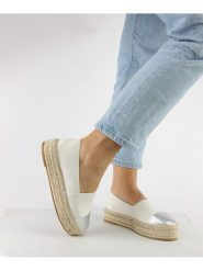 Foreverfolie Espadryle w kolorze białym rozmiar: 38. Białe espadryle damskie Foreverfolie, bez wzorów, bez obcasa, na platformie. Za 85.54 zł.