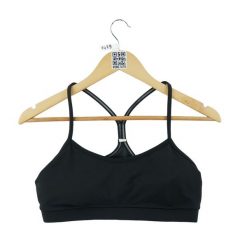 Lululemon Biustonosz sportowy damski Flow Y Bra IV. Czarne biustonosze sportowe damskie LULULEMON, bez wzorów, z materiału. Za 106.46 zł.