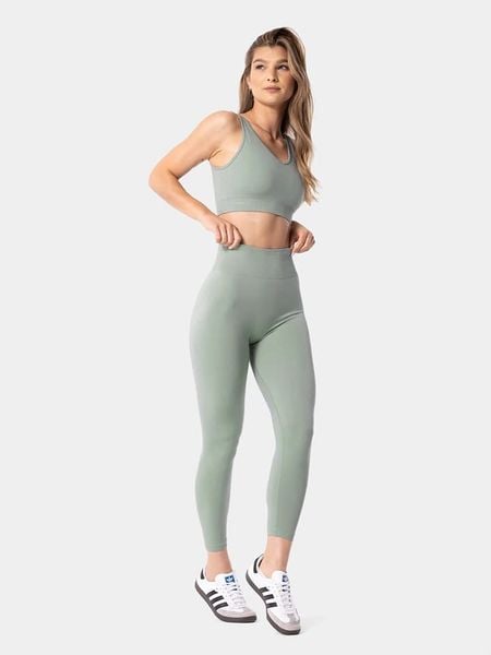 Carpatree Legginsy sportowe "Simply" w kolorze zielonym rozmiar: M. Zielone legginsy damskie Carpatree, m, bez wzorów, z materiału. Za 118.01 zł.