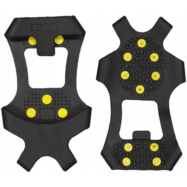 Nakładki antypoślizgowe na buty CMP 3B04557. Czarne buty trekkingowe męskie CMP. W wyprzedaży za 49.99 zł.