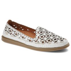 Białe Półbuty Venezia Stylowe Obuwie Damskie. Białe półbuty damskie Venezia, w ażurowe wzory, ze skóry, eleganckie, bez obcasa, na obcasie. Za 329.00 zł.