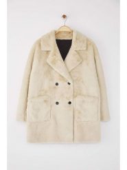 Trendyol Płaszcz pluszowy w kolorze beżowym rozmiar: 42. Brązowe płaszcze damskie Trendyol, bez wzorów. Za 196.70 zł.