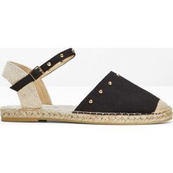 Espadryle z ćwiekami bonprix czarny. Czarne espadryle damskie bonprix, bez wzorów, bez obcasa. Za 49.99 zł.