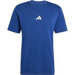Koszulka męska adidas Essentials 3-Stripes Single Jersey. Niebieskie t-shirty sportowe męskie Adidas, m, z bawełny, bez ramiączek, do biegania. Za 105.99 zł.