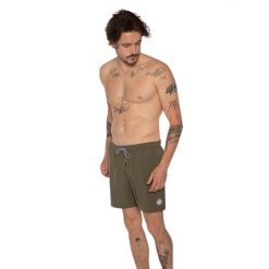 Szorty plażowe Protest Davey. Zielone szorty męskie Protest, bez wzorów. Za 169.64 zł.