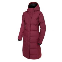 Damska kurtka ocieplana Wander. Czerwone kurtki damskie Dare 2b, bez wzorów, z puchu, bez kaptura. Za 299.99 zł.