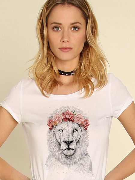 WOOOP Koszulka "Festival Lion Spring" w kolorze białym rozmiar: S. Białe bluzki damskie Wooop, s, bez wzorów, z bawełny, bez kołnierzyka. Za 61.60 zł.