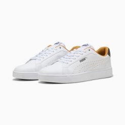 Puma Buty Grounded Perf 39841801. Białe buty sportowe na co dzień męskie Puma, z gumy, bez zapięcia, trekkingowe. Za 201.99 zł.