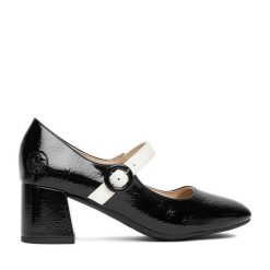Półbuty Rieker. Czarne półbuty damskie Rieker, bez wzorów, bez obcasa, na obcasie. Za 319.99 zł.