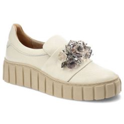 Białe Półbuty Lemar Modne Skórzane Buty Damskie. Białe półbuty damskie Lemar, z aplikacjami, z materiału, eleganckie, bez obcasa, na obcasie. Za 319.00 zł.