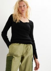 Sweter z dekoltem z wycięciem w serce. Czarne swetry klasyczne damskie bonprix, bez kołnierzyka. Za 99.99 zł.