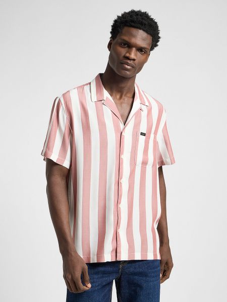 LEE MĘSKA KOSZULA LEE RESORT SHIRT SEPIA 112364142. Brązowe koszule męskie Lee, m, bez wzorów, bez kołnierzyka, bez ramiączek. Za 139.99 zł.