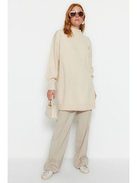 Trendyol Sweter w kolorze kremowym rozmiar: XL. Brązowe golfy damskie Trendyol, xl, bez wzorów, bez ramiączek. Za 57.20 zł.
