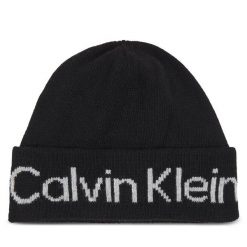 Czapka Calvin Klein. Czarne czapki zimowe damskie CALVIN KLEIN. Za 289.99 zł.
