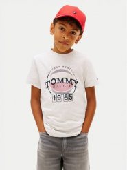 Tommy Hilfiger T-Shirt Basketball Graphic KB0KB10277 M Szary jasny Regular Fit. Szare t-shirty chłopięce Tommy Hilfiger, bez wzorów, z bawełny, bez ramiączek. Za 109.99 zł.