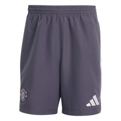 Krótka koszulka Manchester United UBP 2025/26. Fioletowe szorty męskie Adidas, l, bez ramiączek, do piłki nożnej. Za 162.00 zł.