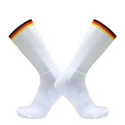 Skarpety rowerowe cycling aero żółto-czerwono-czarne. Czarne skarpetki damskie VELKYNE, bez wzorów, z elastanu. Za 60.99 zł.