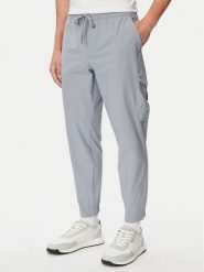 BOSS Spodnie cargo T_Urbanex-CargoLight 50508339 Szary ciemny Tapered Fit. Szare spodnie materiałowe męskie Boss, bez wzorów, z materiału. Za 699.99 zł.