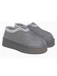 ISLAND BOOT Botki "Ilden" w kolorze jasnoszarym rozmiar: 41. Szare botki damskie Island Boot, z materiału, bez obcasa, na platformie, bez zapięcia. Za 165.99 zł.