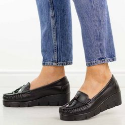 Czarne skórzane mokasyny damskie Vinceza 39990. Czarne mokasyny damskie VINCEZA, z jeansu. Za 219.00 zł.