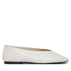 Baleriny Calvin Klein. Białe baleriny damskie CALVIN KLEIN, bez wzorów, bez obcasa. Za 414.99 zł.