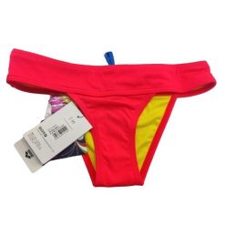 Dół od stroju kąpielowego damskiego slipy damskie na basen Arena Desire. Czerwone bikini damskie Arena, bez wzorów. Za 69.99 zł.