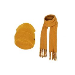 Modny zestaw zimowy damski szalik i czapka jeden rozmiar. Czarne czapki zimowe damskie HEAT KEEPER. Za 185.79 zł.