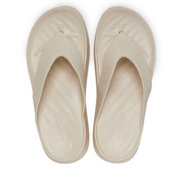 Japonki Crocs. Brązowe klapki damskie Crocs, bez wzorów, bez obcasa. Za 189.99 zł.