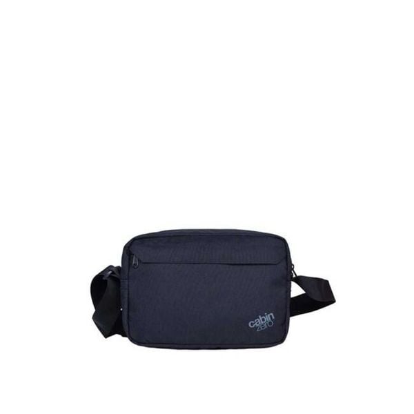 Torba boczna CABINZERO FLIPSIDE SHOULDER BAG 3L - czarna. Czarne torby męskie na ramię CABINZERO, bez wzorów, z gumy, bez dodatków. Za 109.00 zł.