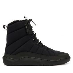 Trzewiki Vivo Barefoot. Czarne botki damskie Vivo Barefoot, bez obcasa, na płaskiej podeszwie, bez zapięcia. Za 839.99 zł.