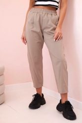 Spodnie z kieszeniami Summer Punto camelowe. Spodnie materiałowe damskie KESI, bez wzorów, z bawełny, eleganckie, plus size. Za 188.21 zł.