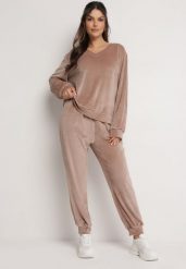 Beżowy Welurowy Komplet Dresowy Bluza z Trójkątnym Dekoltem i Spodnie z Kieszeniami Onchia. Brązowe bluzy bez kaptura damskie Born2be, l, z dresówki. Za 99.99 zł.
