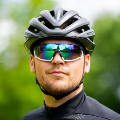 Okulary Lynx Galibier rowerowe matowy niebieski szkło dymne Kat.3. Niebieskie okulary przeciwsłoneczne męskie Lynx, z gumy, prostokątne. Za 166.25 zł.
