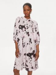 Bruuns Bazaar Sukienka koszulowa Sarina BBW3886 Różowy Relaxed Fit. Czerwone sukienki damskie Bruuns Bazaar, bez wzorów, z wiskozy, bez kołnierzyka, bez ramiączek, koszulowe. Za 939.99 zł.