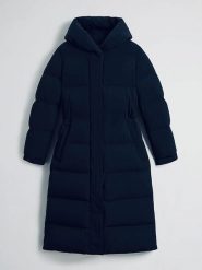Woolrich Płaszcz puchowy "Cloud Madison" w kolorze granatowym rozmiar: XL. Niebieskie płaszcze damskie Woolrich, xl, bez wzorów, z puchu. Za 3,249.53 zł.